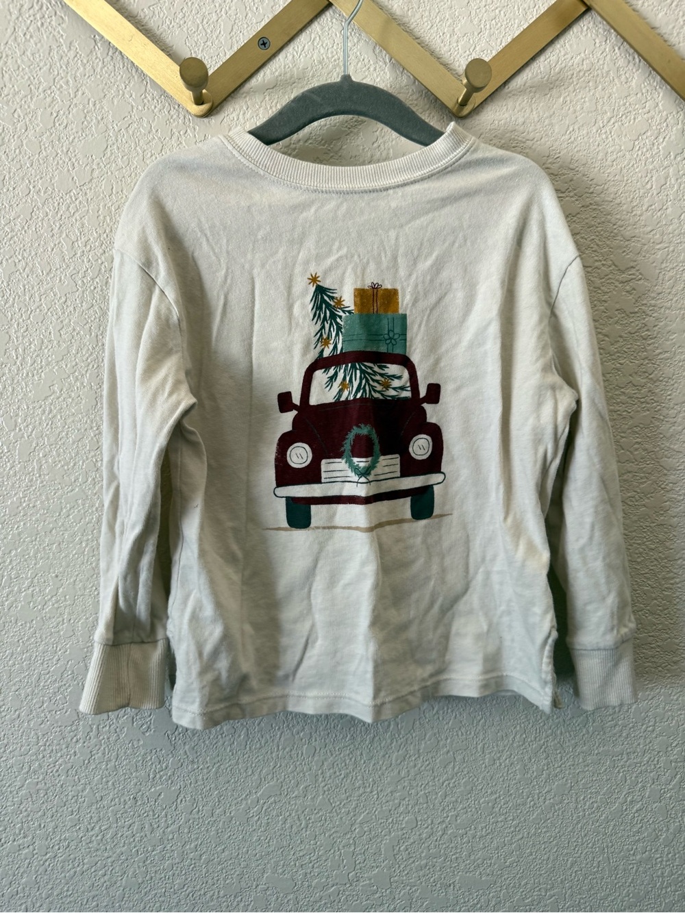 Kids White Long-Sleeve Holiday Truck Graphic Tee